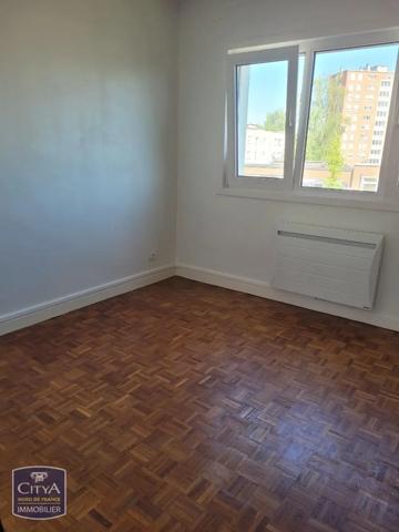 Appartement à louer 3 pièces 65.43m² Maubeuge (59600)