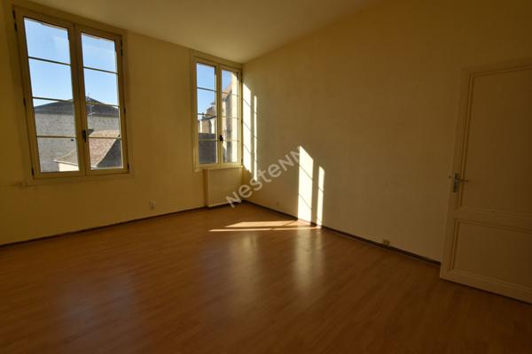 Immeuble Mixte d'Habitation et de Commerce ! Coeur du Vieux Bergerac !