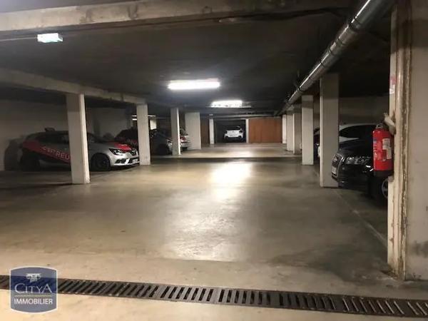 Parking à louer