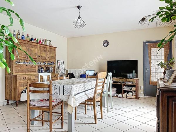 Maison vie de plain-pied, grand hangar, à vendre à Edern - Référence 8709