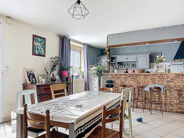 Maison vie de plain-pied, grand hangar, à vendre à Edern - Référence 8709