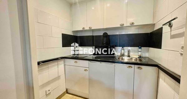 Location Appartement meublé 2 pièces 30.72 m² - Cannes 06400