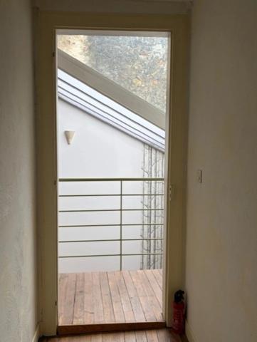 MARCIAC (32): élégante MAISON en pierre, singulière, 170m2 SANS TRAVAUX 4 chambres, salon cathedrale et autres...