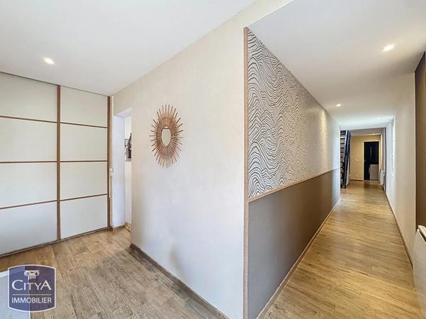 Maison à vendre 6 pièces 142m² Épernon (28230)
