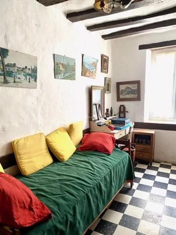 Vente Maison 3 pièces 92 m2 à La Chartre-sur-le-Loir