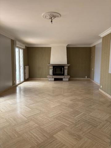 A LOUER - Maison -  Questembert - 3 chambres - 96.37 m2