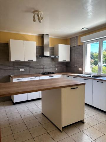 A LOUER - Maison -  Questembert - 3 chambres - 96.37 m2