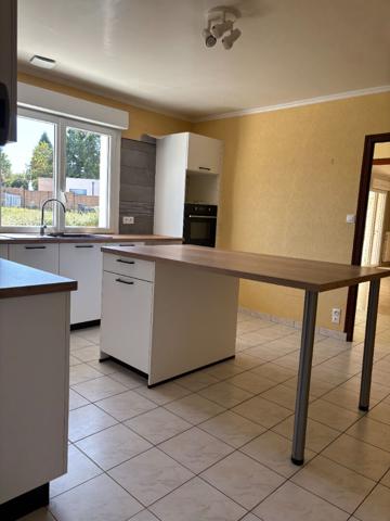 A LOUER - Maison -  Questembert - 3 chambres - 96.37 m2