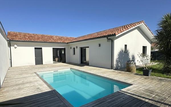 Maison à vendre    4 pièces •  Saint-Jean-de-Marsacq