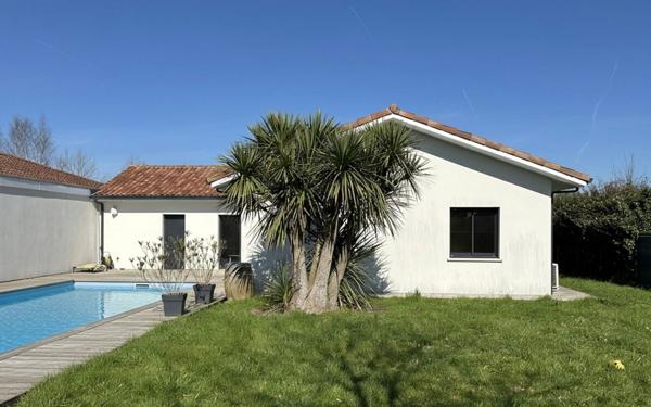 Maison à vendre    4 pièces •  Saint-Jean-de-Marsacq