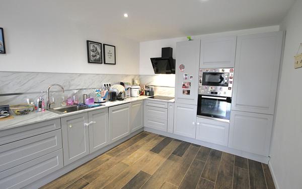 Maison à vendre    4 pièces • 82,41 m2 Tanneron