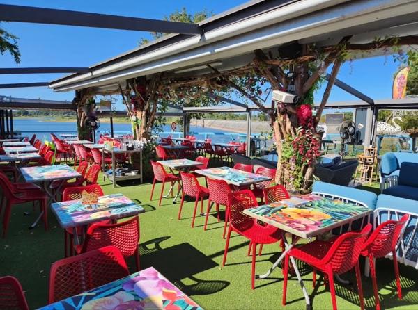 LAC DE BOUZEY (88) - Fonds de commerce et murs