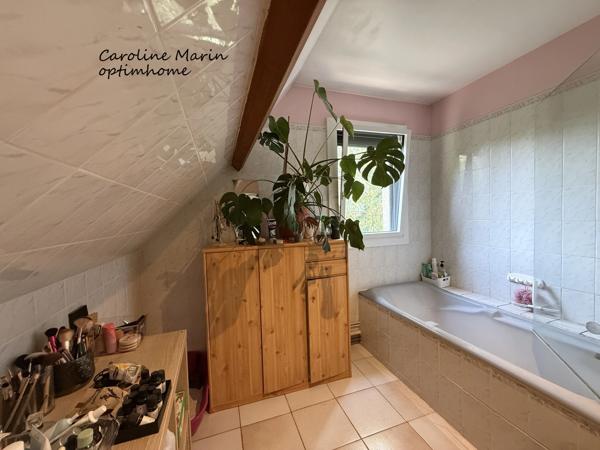 ROUEN - Maison sur sous-sol complet viable de plain-pied  140 m² jardin 687 m²