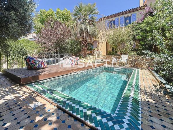 13007-Bompard-Maison 5 pièces- Piscine - Parkings.