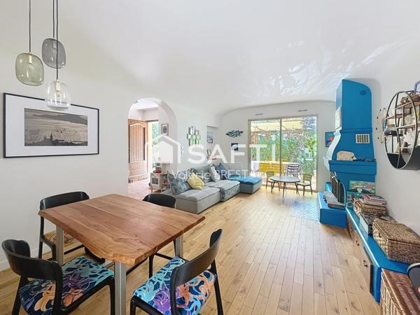 13007-Bompard-Maison 5 pièces- Piscine - Parkings.