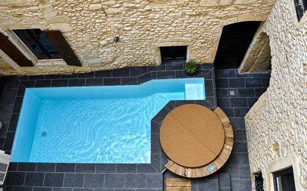 Maison
         10 pièces
        - 363 m² Exclusivité 350 000 € *
