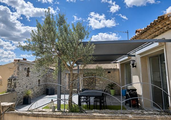 Maison
         10 pièces
        - 363 m² Exclusivité 350 000 € *