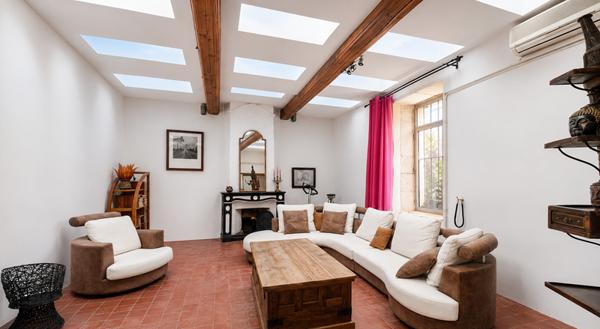 Maison
         10 pièces
        - 363 m² Exclusivité 350 000 € *