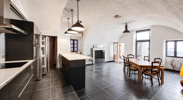 Maison
         10 pièces
        - 363 m² Exclusivité 350 000 € *