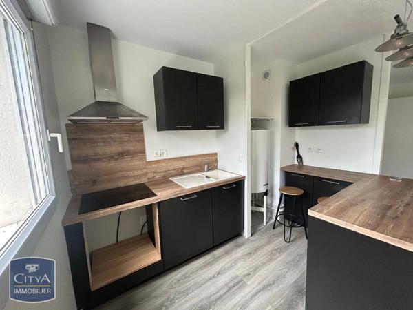 Appartement à louer 2 pièces 46.09m² Pau (64000)