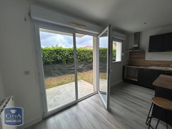 Appartement à louer 2 pièces 46.09m² Pau (64000)