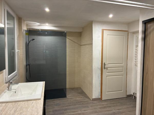 Villa T7 quartier paisible