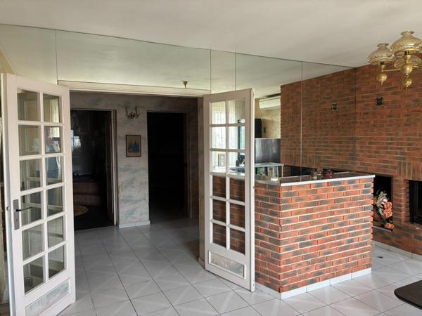 Villa T7 quartier paisible