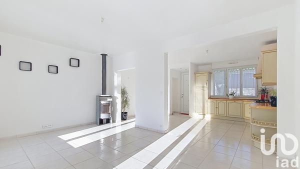 Maison à vendre 7 pièces 135 m² Saint-Rémy-lès-Chevreuse