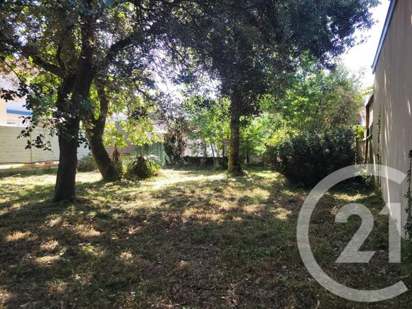 Terrain à vendre  395 m 2   SOULAC SUR MER  - 33
