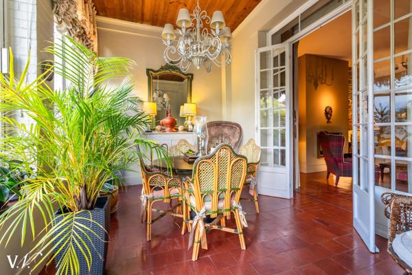 BIARRITZ - VILLA D'EXCEPTION EN PLEIN COEUR DE VILLE