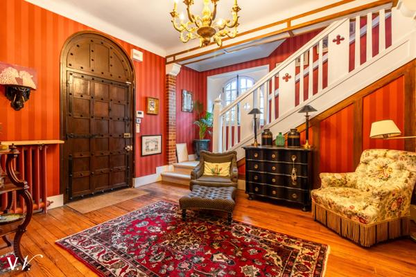 BIARRITZ - VILLA D'EXCEPTION EN PLEIN COEUR DE VILLE