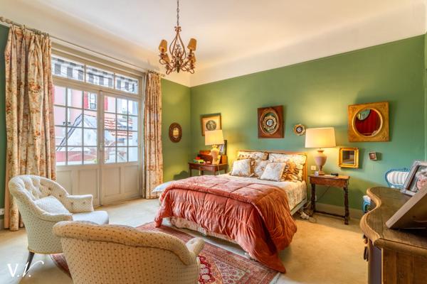 BIARRITZ - VILLA D'EXCEPTION EN PLEIN COEUR DE VILLE