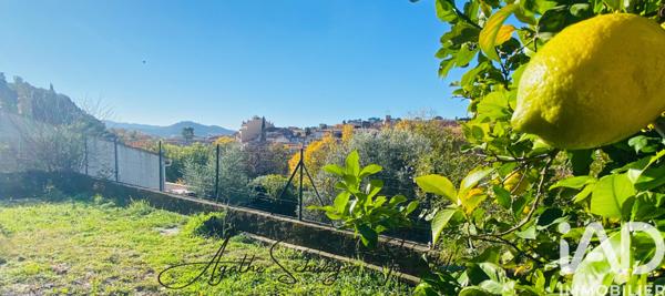 Maison à vendre 6 pièces 172 m² Ollioules