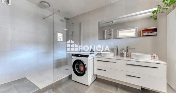 À vendre Appartement 5 pièces 147 m² - Villeurbanne 69100