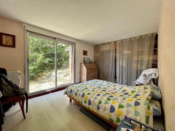 jolie petite maison de 75m2 sur terrain arboré