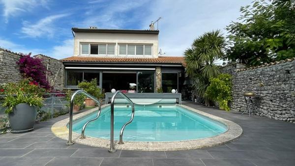 Maison/Villa avec vue mer à Vaux sur Mer de 186.93m2