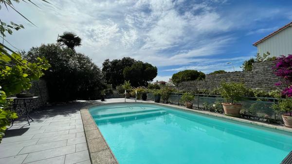 Maison/Villa avec vue mer à Vaux sur Mer de 186.93m2