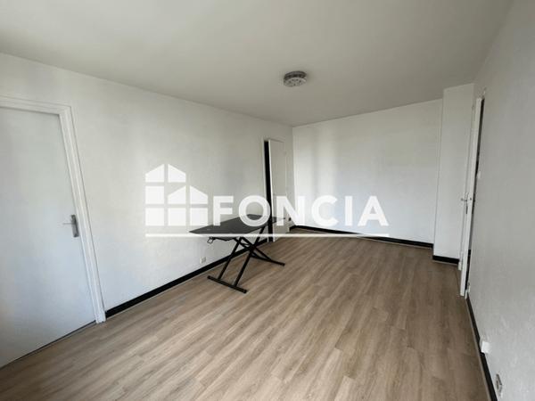 Location Appartement 3 pièces 52.25 m² - 36 A 46 RUE GENERAL FERRIE Grenoble 38100
