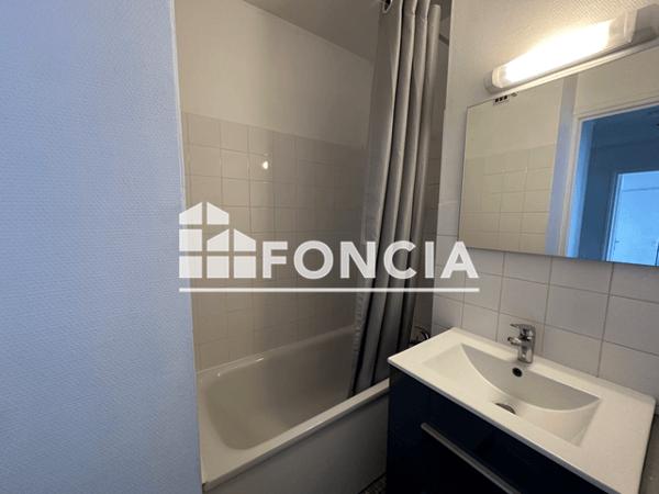 Location Appartement 3 pièces 52.25 m² - 36 A 46 RUE GENERAL FERRIE Grenoble 38100