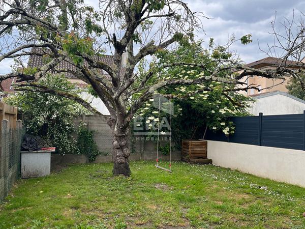 A vendre charmante Maison rénovée à Périgueux type 3 avec jardin
