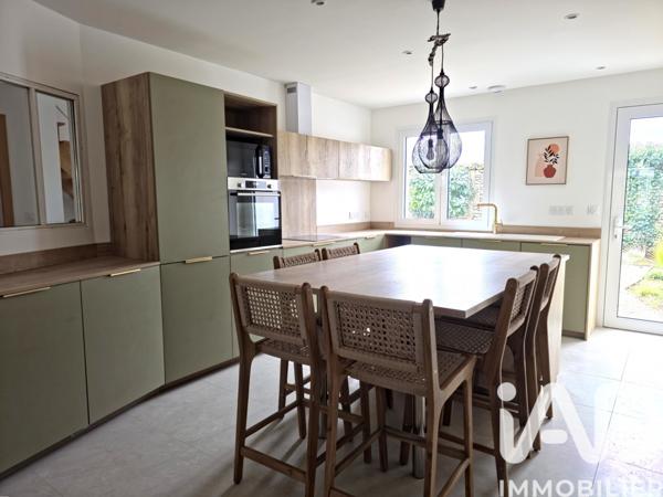 Maison à vendre 5 pièces 153 m² Cognac