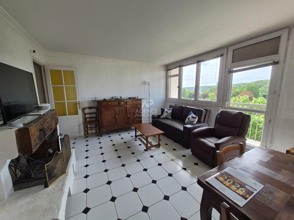 Appartement Le Pecq 4 pièces 74.63m2 €280 000 ** - Référence 18110
