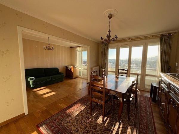 Appartement T3 66 m2 avec balcon