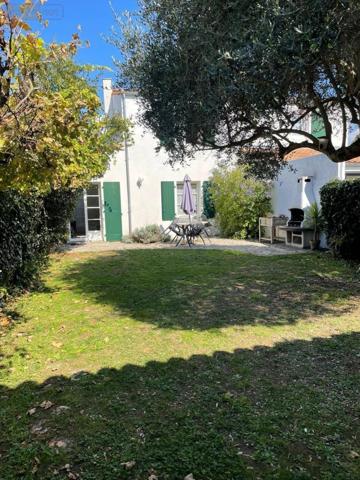 Maison à vendre à Les Portes-en-Ré en Charente-Maritime (17880), ref : 17018-1233