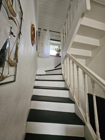 Maison de ville à Crozon, proche voie verte, à visiter sans tarder !