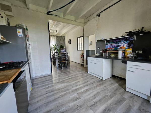 Maison de ville à Crozon, proche voie verte, à visiter sans tarder !