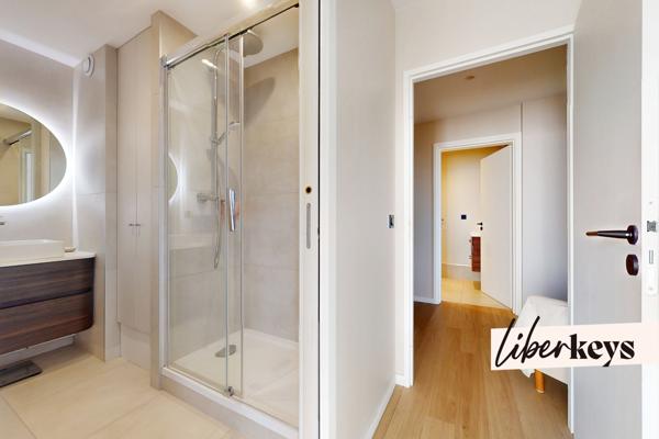 Duplex rare  4 pièces 85,98 m² avec double hauteur, terrasses, parking et cave – Asnières-sur-Seine