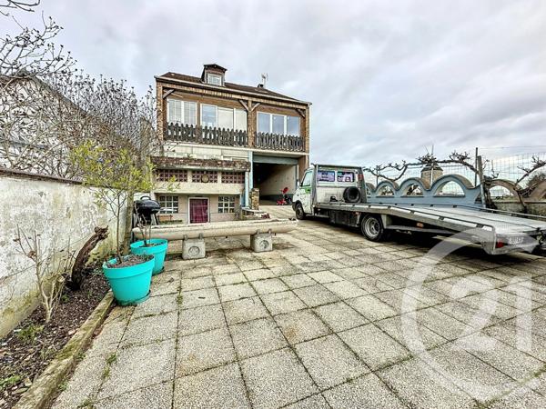 Maison à vendre  10 pièces - 240,57 m2 MONTFERMEIL - 93