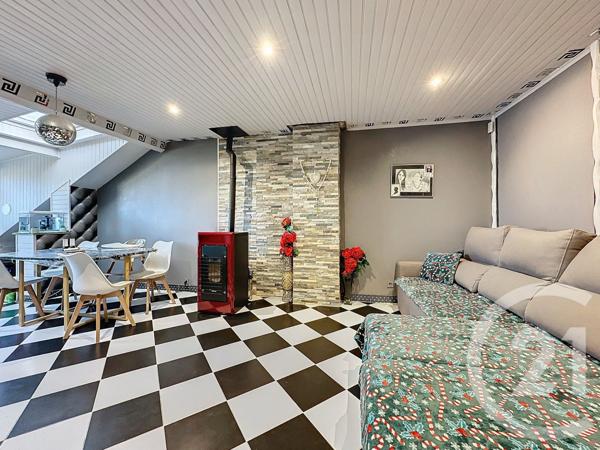 Maison à vendre  10 pièces - 240,57 m2 MONTFERMEIL - 93