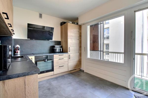 Appartement F3 à vendre  3 pièces - 81 m2 THONON LES BAINS - 74